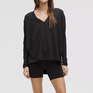 lululemon athletica Black Long Sleeve Tee